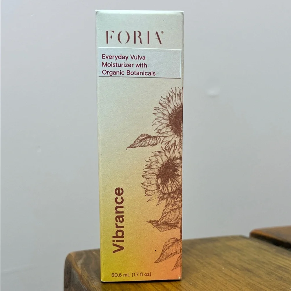FORIA Vibrance Everyday Moisturizer with Organic Botanicals 1.7oz - Picture 2 of 7